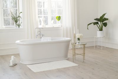 Stylish Bathtub Setup